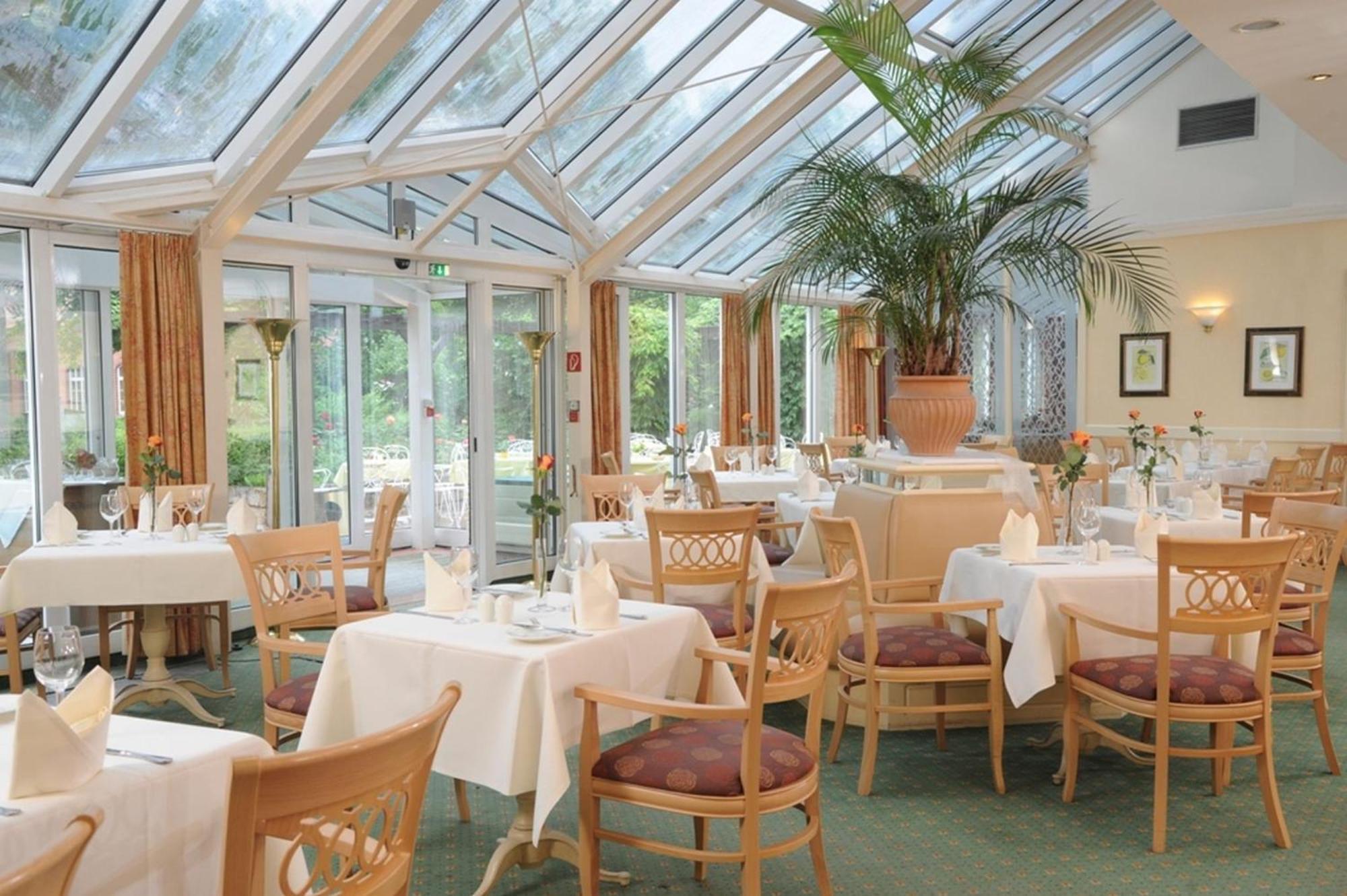 Hotel Am Schlosspark Gotha Esterno foto